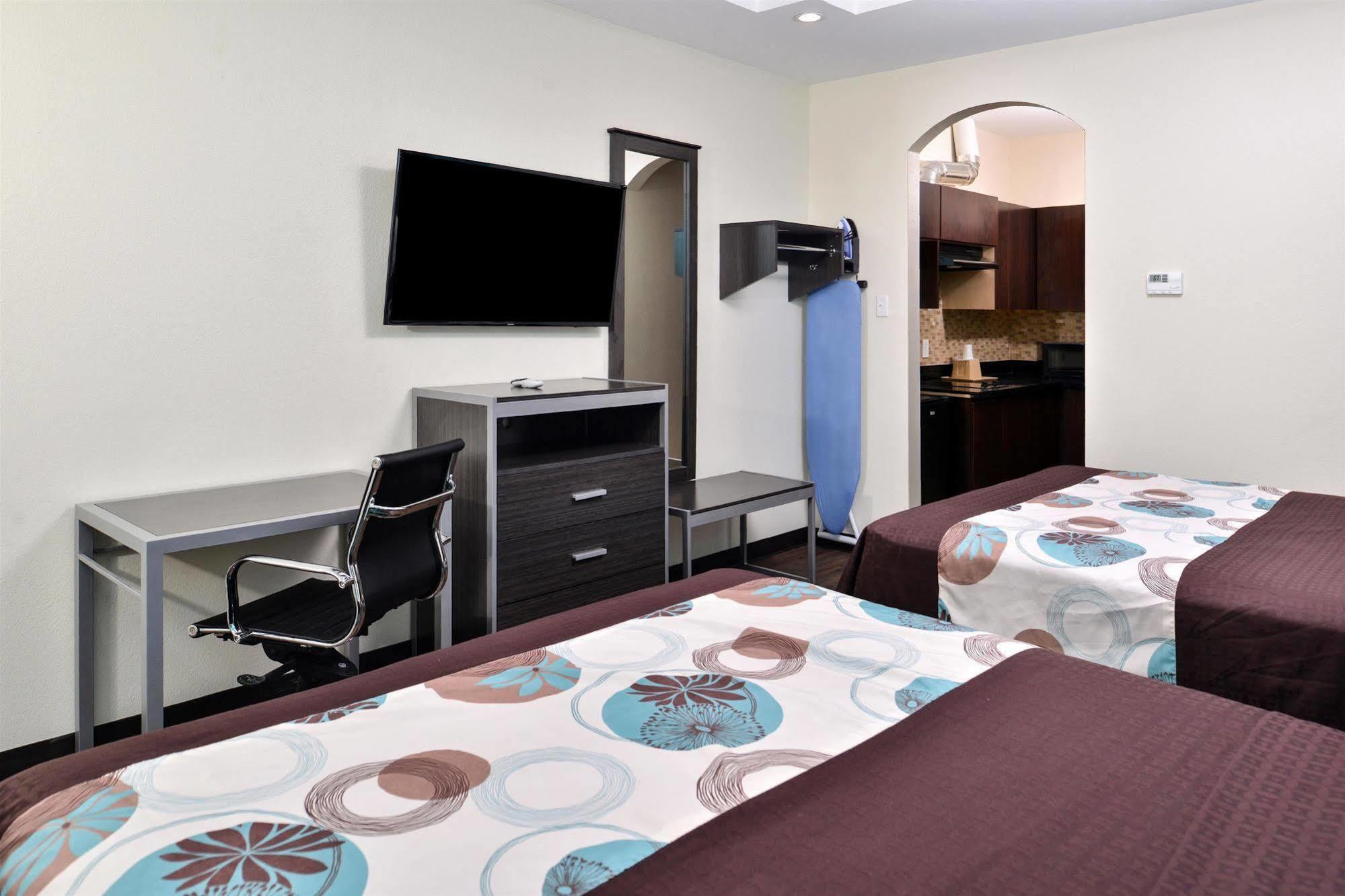 Americas Best Value Inn & Suites Spring / N. Houston Exterior photo